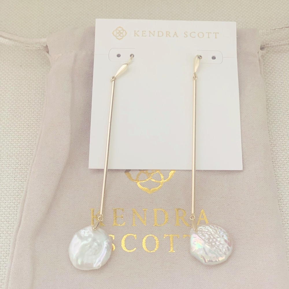 Kendra Scott Mother of Pearl Earrings